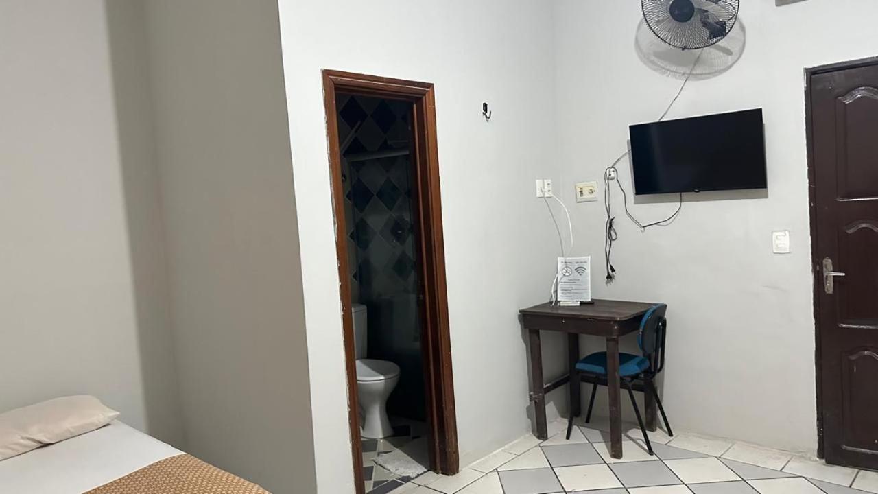 Quarto Quádruplo com Banheiro Privativo